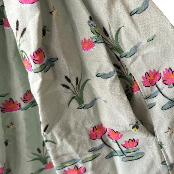 Disney The Princess And The Frog Lily Pads Flowers Smocked Dress Boxlunch Small - Picture 2 of 8